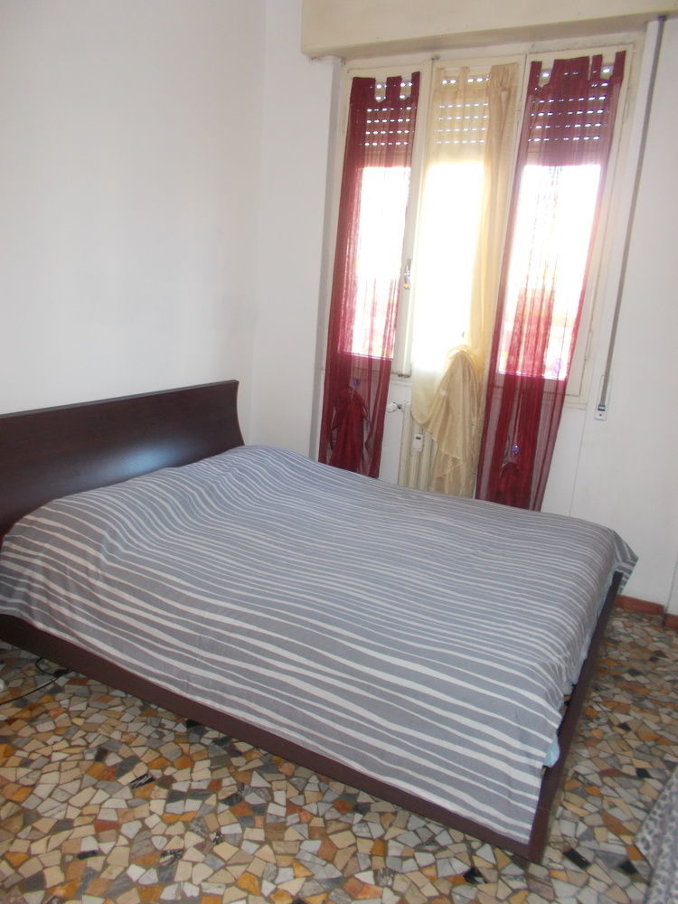 B&B Students Home Pavia Exterior photo